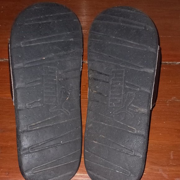 Puma Cool Cat Slides - Picture 2 of 2